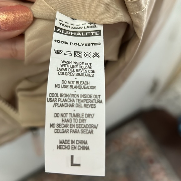 Alphalete jacket in gold size Large - Picture 4 of 7